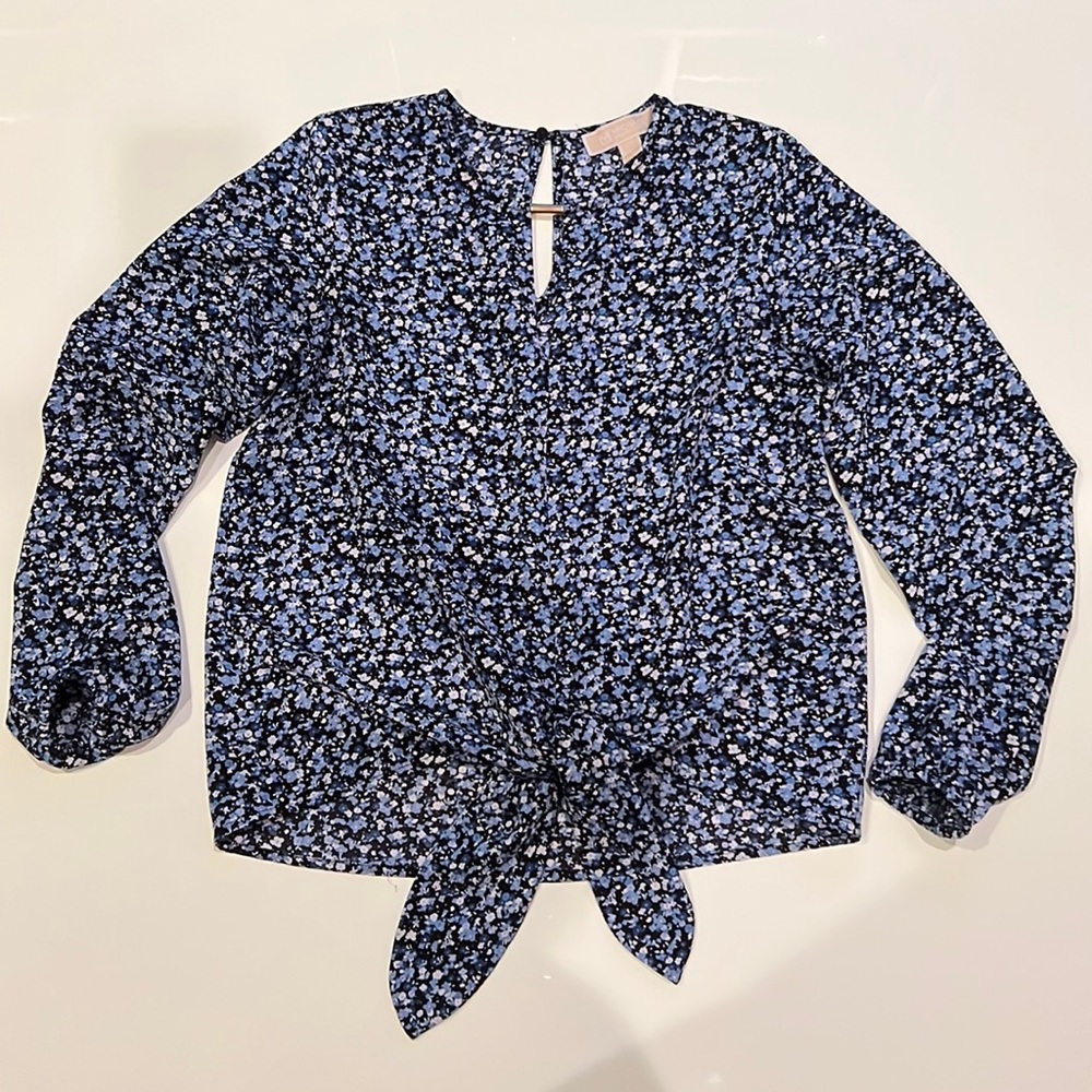 Michael Kors gorgeous navy blue floral blouse Keyhole front opening long sleeves